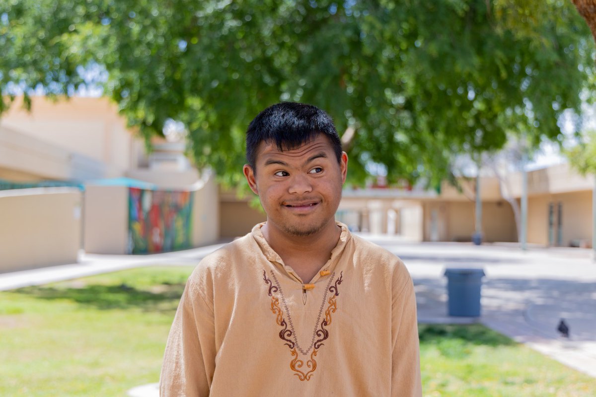 Introducing the incredible Class of 2024 🎓 Ei Mae Ram is a senior in the CBT program at Alhambra High School who will transition to the S.T.A.R.T program at Metro Tech to help serve lunch to students there next year! 🙌 Read his full story at PXU.org/ClassOf2024 💻