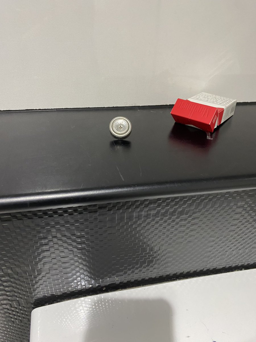 西鉄のトイレに封印置いてあった