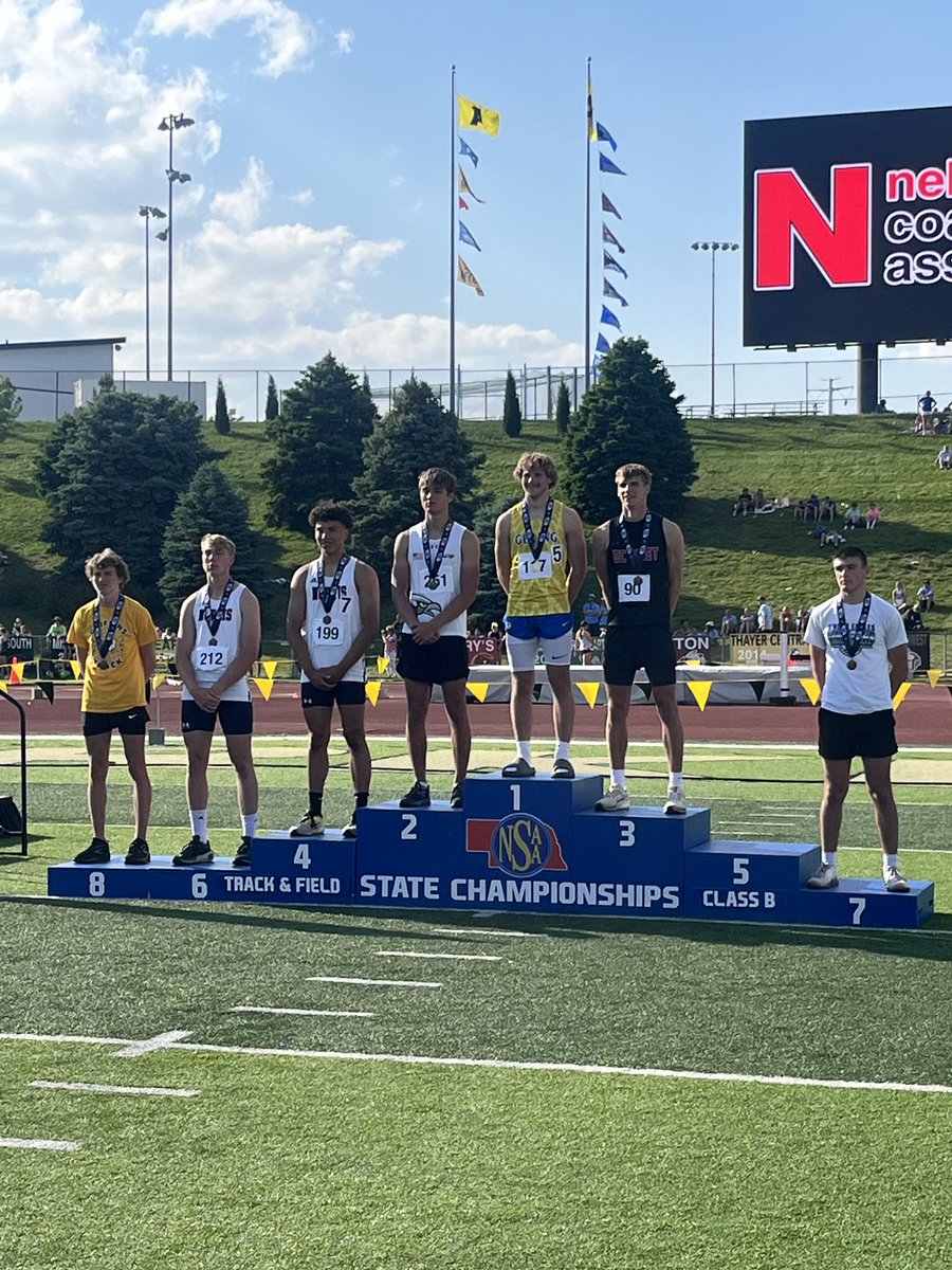 DCWestXCTF's tweet image. Ryker Wohlers ends his STELLAR career at DC West by placing 3rd in the Class B Boys 110 and 300 M hurdles breaking his school records! 

One of the greatest athletes to put on a Falcon jersey! Ryker will attend UNK to play football this fall, congrats on a great career Ryker!