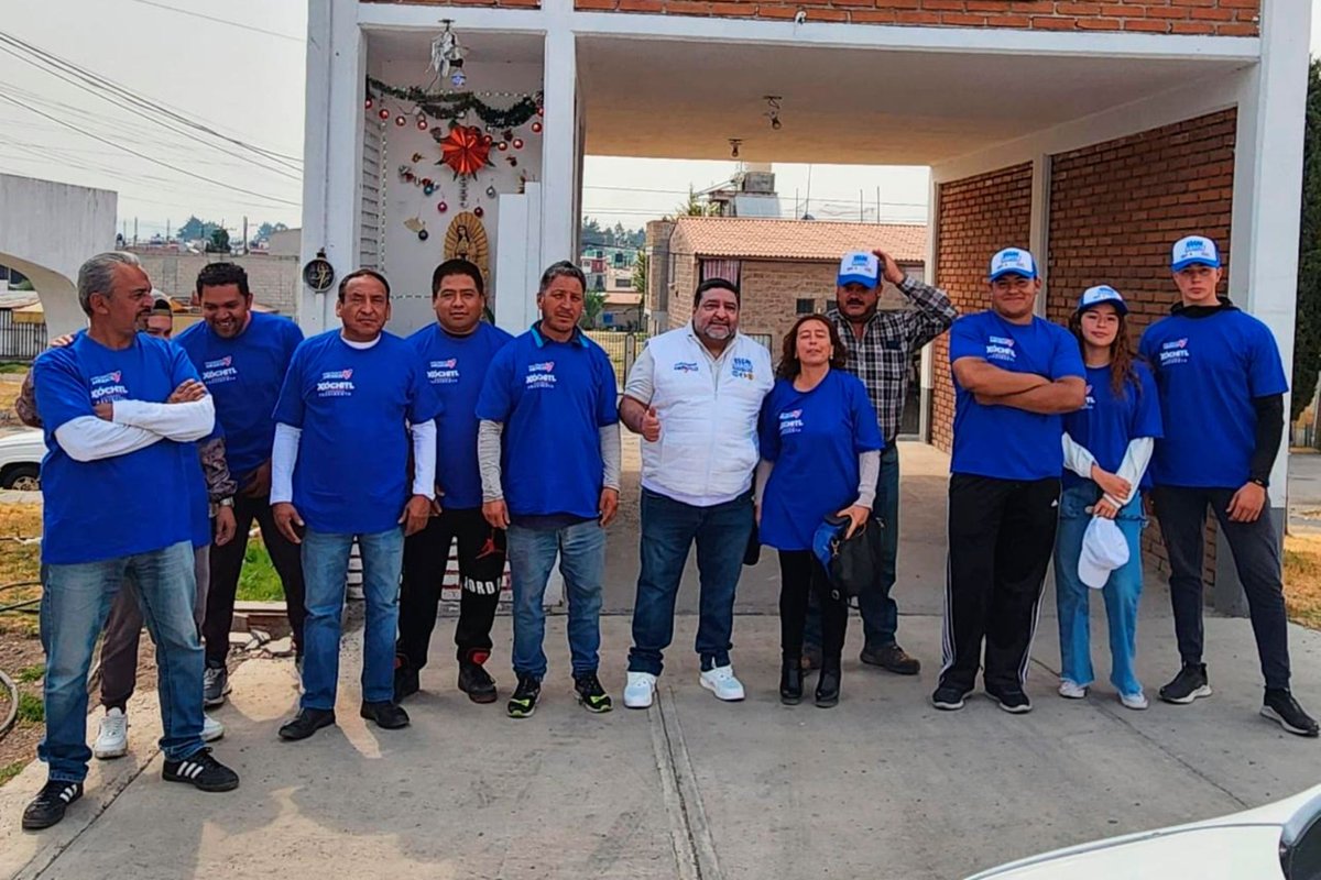 oscargmtzmx's tweet photo. Soy un hombre de palabra y profundo amor por México

Desde la legislatura trabajaré por las necesidades y mejoras de todo el #Distrito40. Seguimos recorriendo cada rincón para escucharlos y llevarles mis propuestas.
 
Este 2 de junio vota por la coalición #FuerzaYCorazónPorMéxico https://t.co/GubOXdRXpF