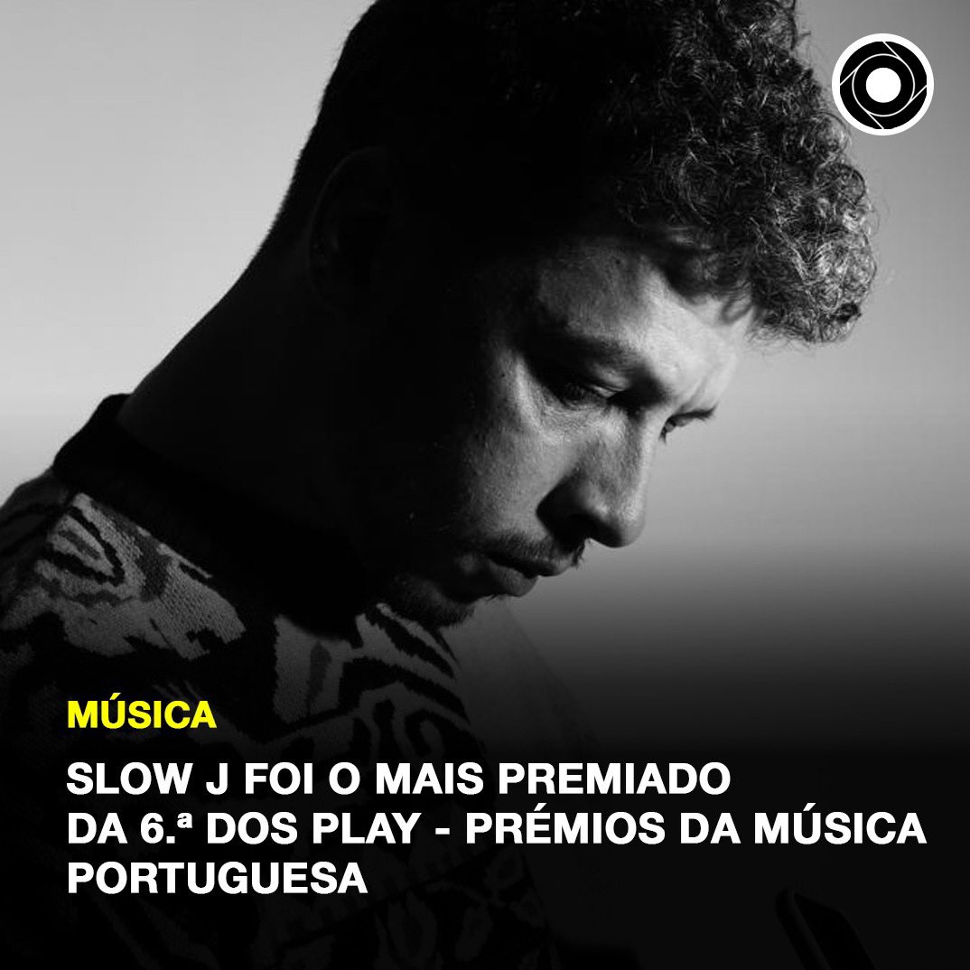 O músico Slow J foi o mais premiado na 6.ª edição dos PLAY – Prémios da Música Portuguesa, arrecadando o galardão de Melhor Artista Masculino e o Prémio da Crítica, com o álbum “Afro Fado”.

Sabe mais: comunidadeculturaearte.com/slow-j-foi-o-m…