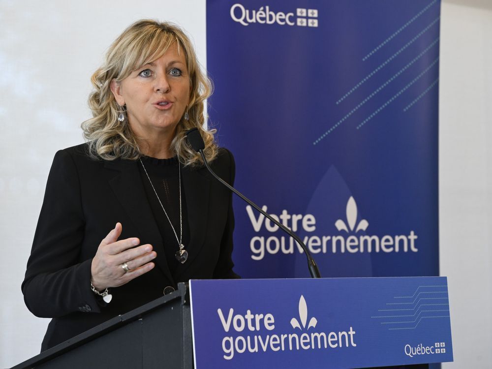 Quebec media say bill to protect politicians could harm free speech montrealgazette.com/news/quebec/qu…