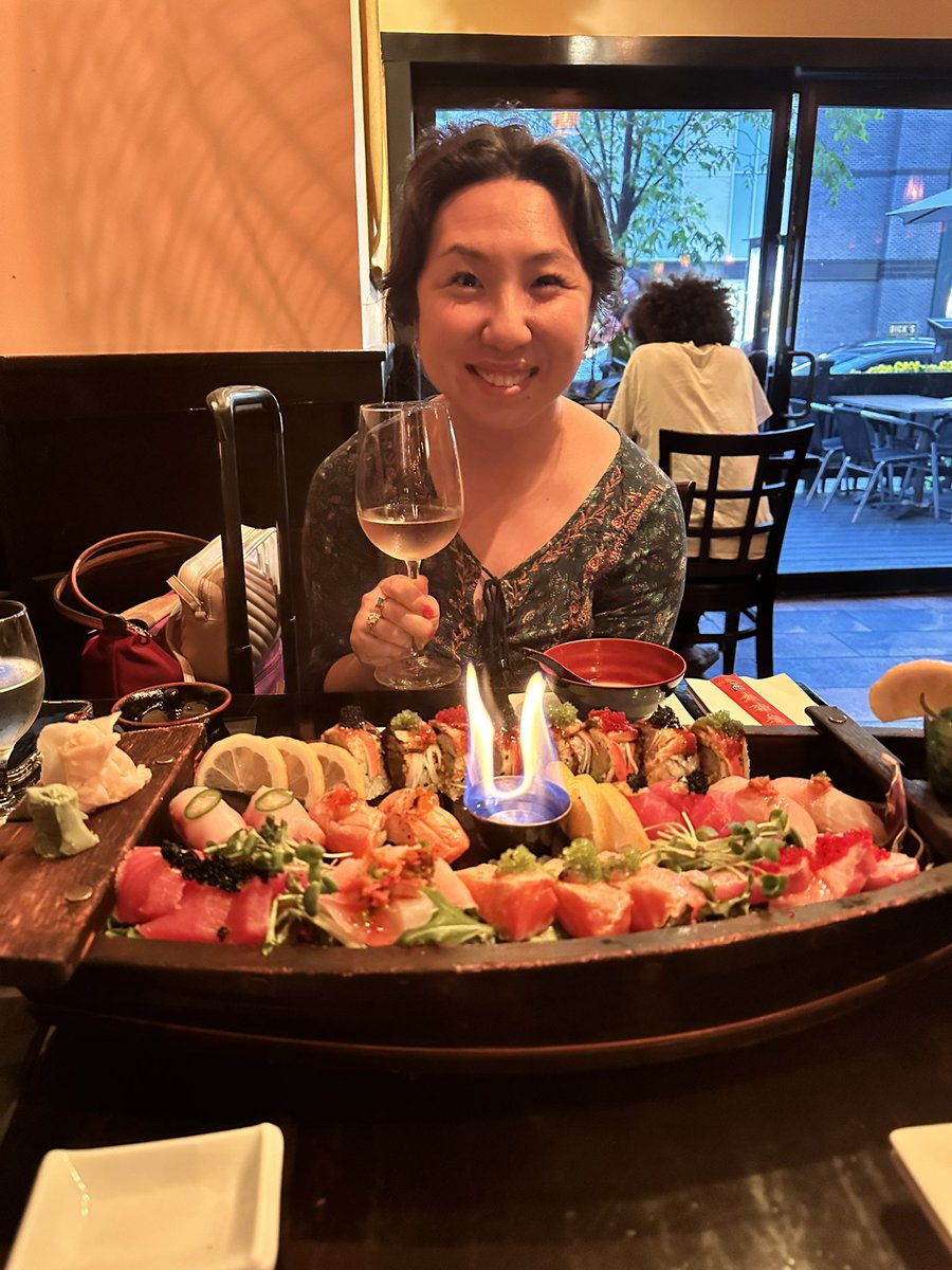 #SGIM2024 amazing reunion with all my fav ppl <a href="/tinazhangmd/">Tina Zhang</a> <a href="/kavitachapla/">Kavita Chapla</a> <a href="/AnnaShah_MD/">Anna Shah, MD</a>