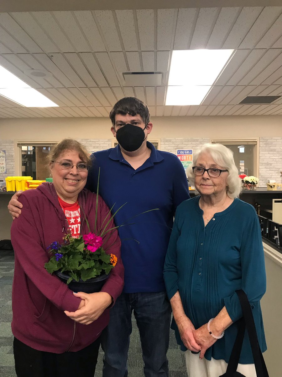 MichelleBunnell's tweet image. Congratulations to the @SandCreekInt TOY Ann Marie Bicknell and our Honor and Excellence winner Lanny Duke!  Special shout out to Cheryl Gruber for being our SCI winner. You are our champions!