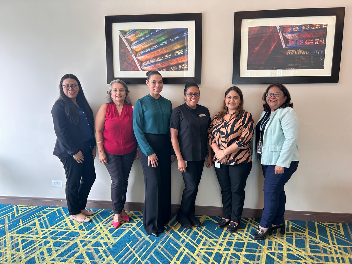 La Directora Ejecutiva se reunió con Marriott para coordinar evaluaciones y certificaciones para camareros en hoteles Courtyard y Fairfield by Marriott, basado en el estándar diseñado el año pasado para la industria. 

Seguimos elevando la calidad del servicio hotelero.