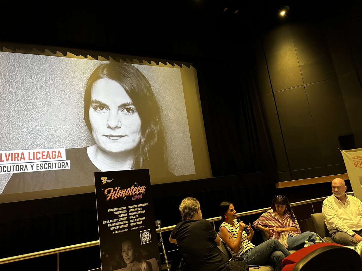 Ya estamos en Videoseries y audioseries: explorar sus caminos creativos, en la Sala Julio Bracho, UNAM. Hablan el productor Simón Bross, las guionistas Agustina San Martín y @shubidubi, modera Hugo Villa, director d @FilmotecaUNAM @CatedraBergman @CatedraCFuentes @LiteraturaUNAM