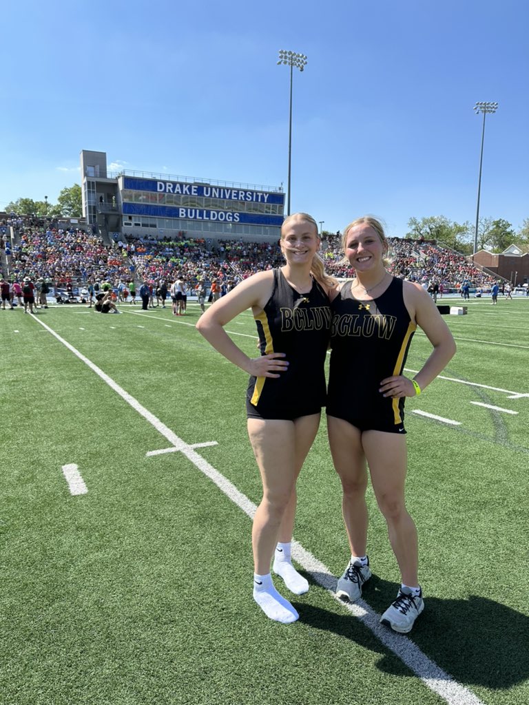Look at these amazing throwers !!! #gocomets