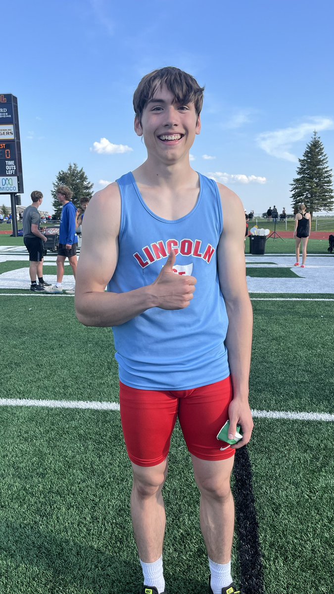 Marcus Martens placed 3rd in the boys 300m hurdles with a time of 41.77!! He PRed and is now 10th in the state! #LetsGoPats #Hurdlers