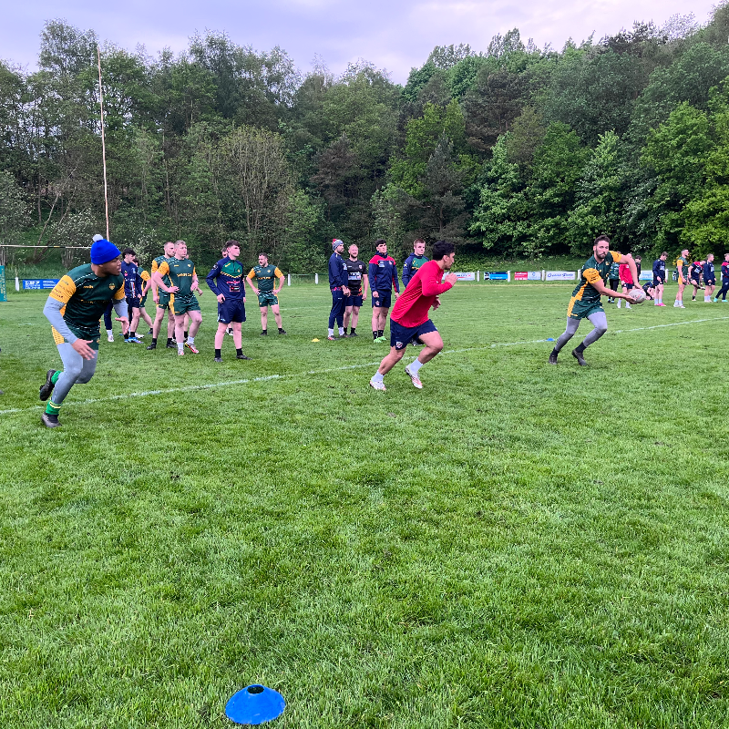 👏 Thanks to everybody who attended our open training session last night, and to @OldhamStAnnes for being fantastic hosts. #StrongerTogether | #RugbyLeague