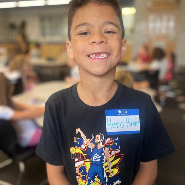 BlackmoreBears's tweet image. Our Kindergarten Alphabet Adventure continues! 
L - Lunch outside day
M - I "mustache" you a question
N - Name Day! (They picked their own name!)
O - Ocean Day!

What will be next?!? #BEfamily #PartOfThePride