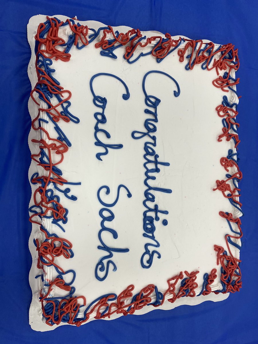 ArtesianNation's tweet photo. Congratulations Larry Sachs for 47 years of dedication to Gymnastics and the Martinsville School Community! @MSDMartinsville @BellCatMHS @ericbowlen @ArtesiansUnited @IHSAA1 https://t.co/1kRlHtuvow