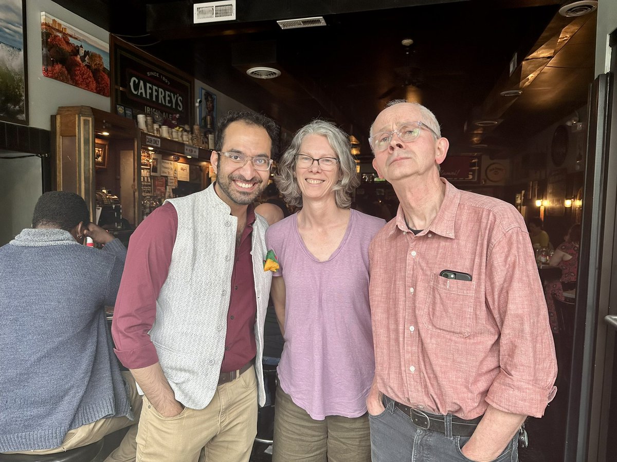 Vishruth Venkat (@vish_venkat) on Twitter photo Somehow the stars aligned and <a href="/Lab_VPrince/">Victoria Prince</a> and the good Dr Coates ended up at my favorite bar… Somehow the stars aligned and <a href="/Lab_VPrince/">Victoria Prince</a> and the good Dr Coates ended up at my favorite bar…