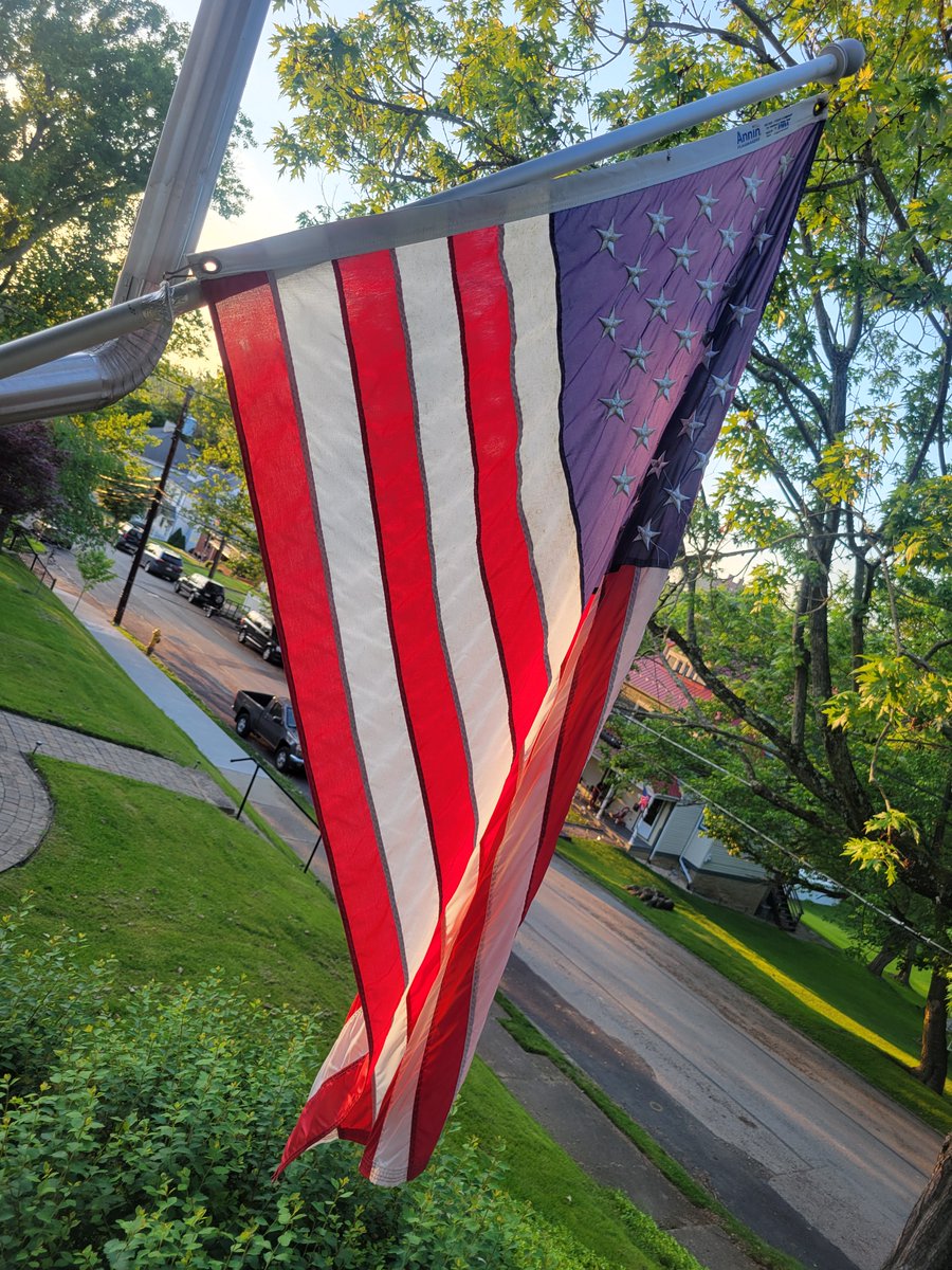 MikeJones412's tweet image. This is the third American flag that I've flown on the corner of my house in #WashPa in the last decade. No matter the president and no matter the turbulent times, I've always proudly flown it upright.