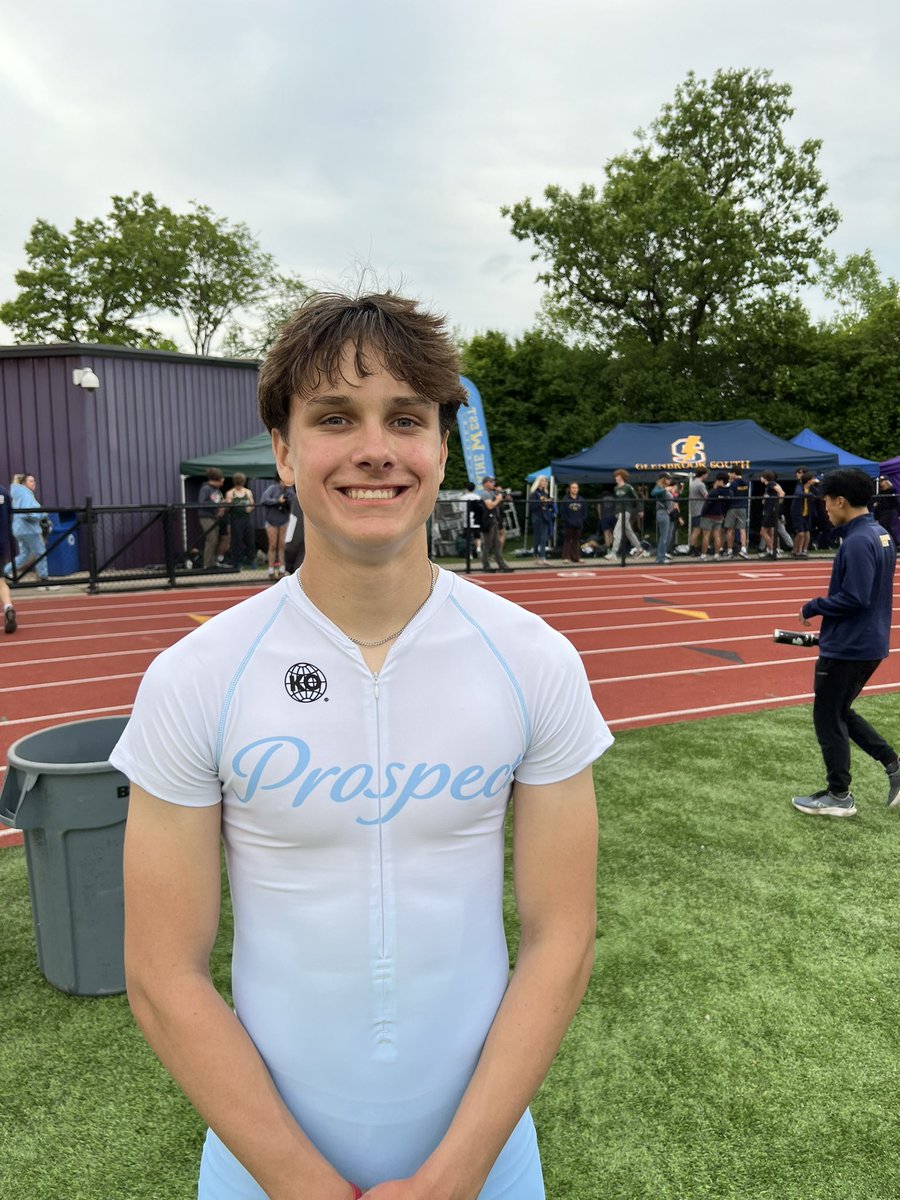 Cichy is the third Knight to qualify for State with a PR 15.16 and a 4th place finish!