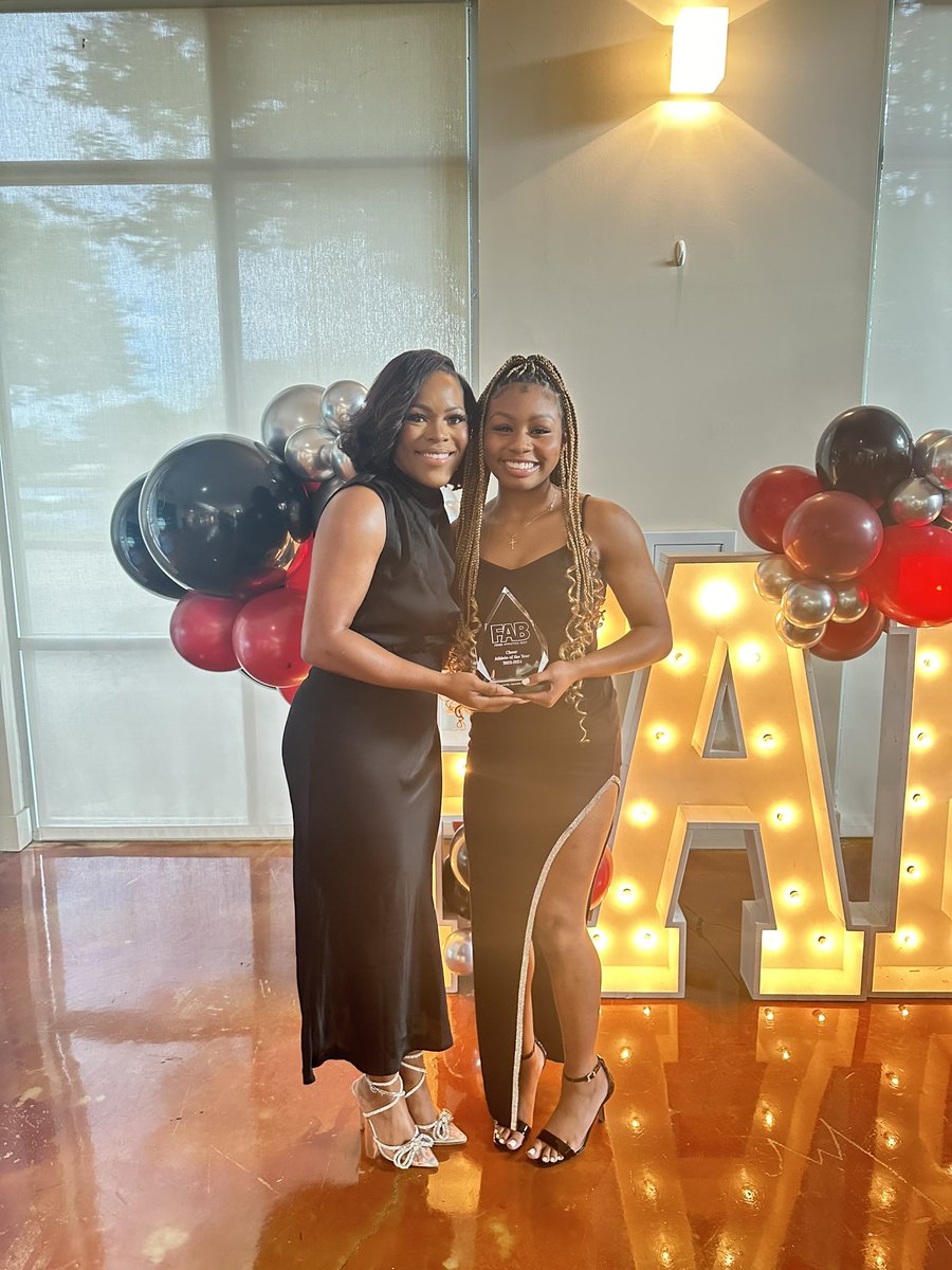 Travis Cheer tweet media