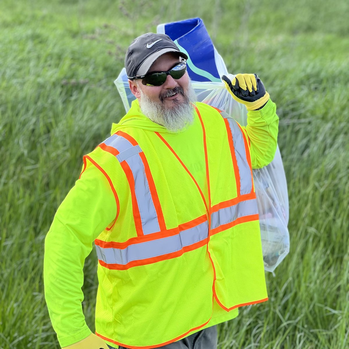 23 members of <a href="/LIUNA/">LIUNA</a> Local 464 volunteered to clean up Hwy 19 in DeForest.  Thanks everyone for taking the time to give back to the community! #laborersrising #liuna #1u #wiunion #feelthepower