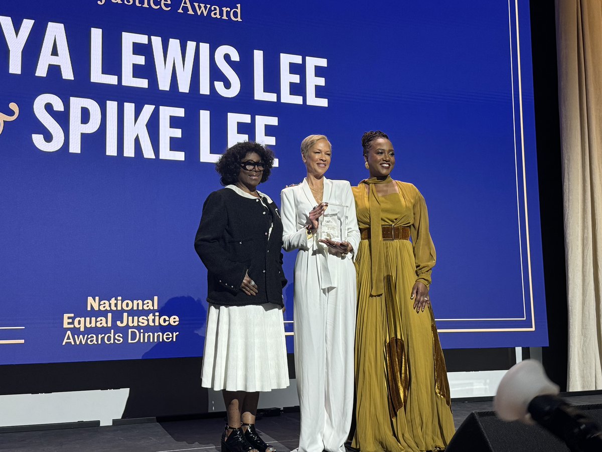 Spike Lee and @TLewisLee receive the Spirit of Justice Award at this year’s #NEJAD2024 for their commitment to highlighting Black voices and supporting racial justice work.