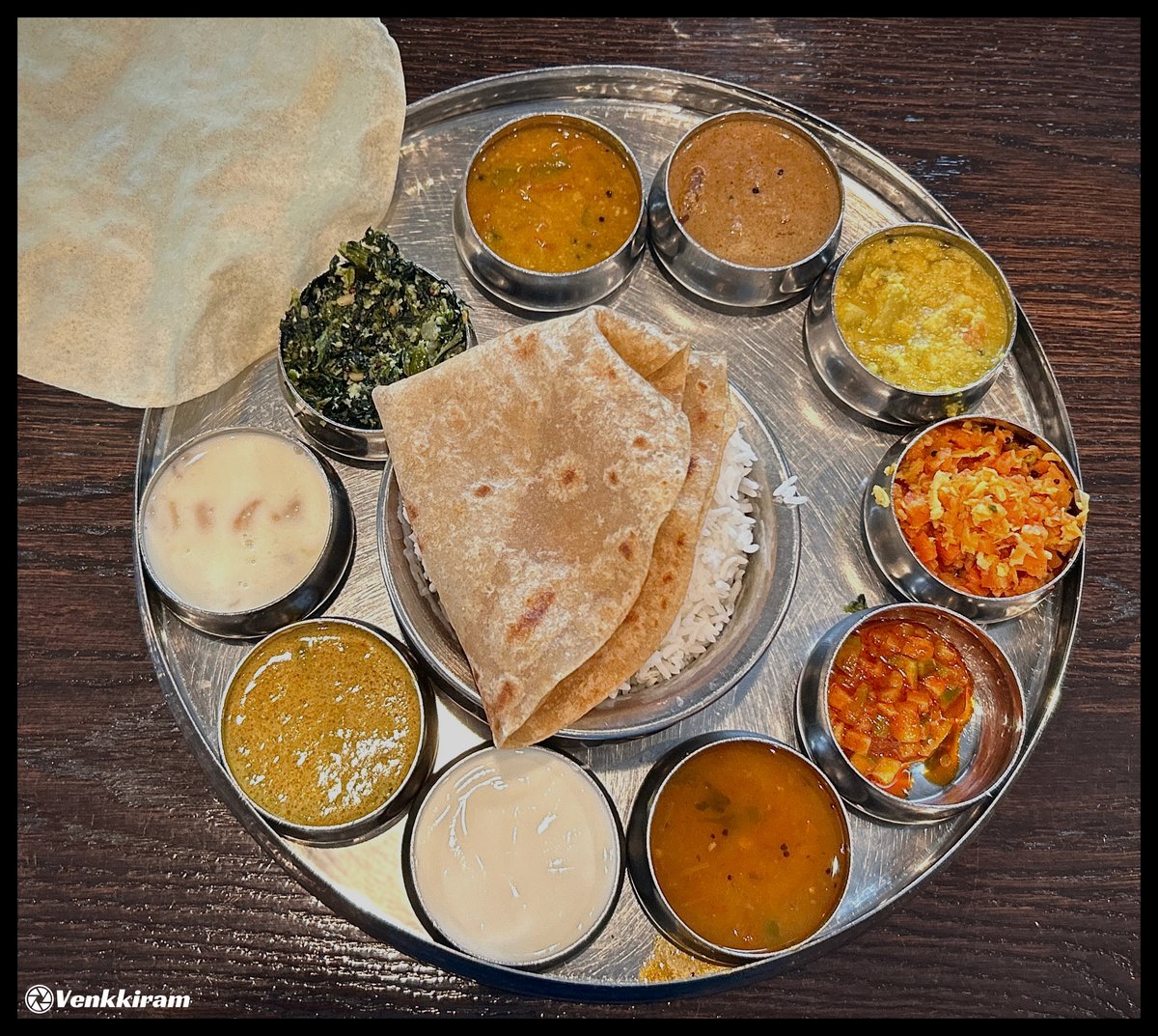 Drop the last food picture from your gallery. 😍📸

Mine, 👇

#southindianmeal #food #a2brestaurant #a2b #foodphotography #photography #venkkiclicks