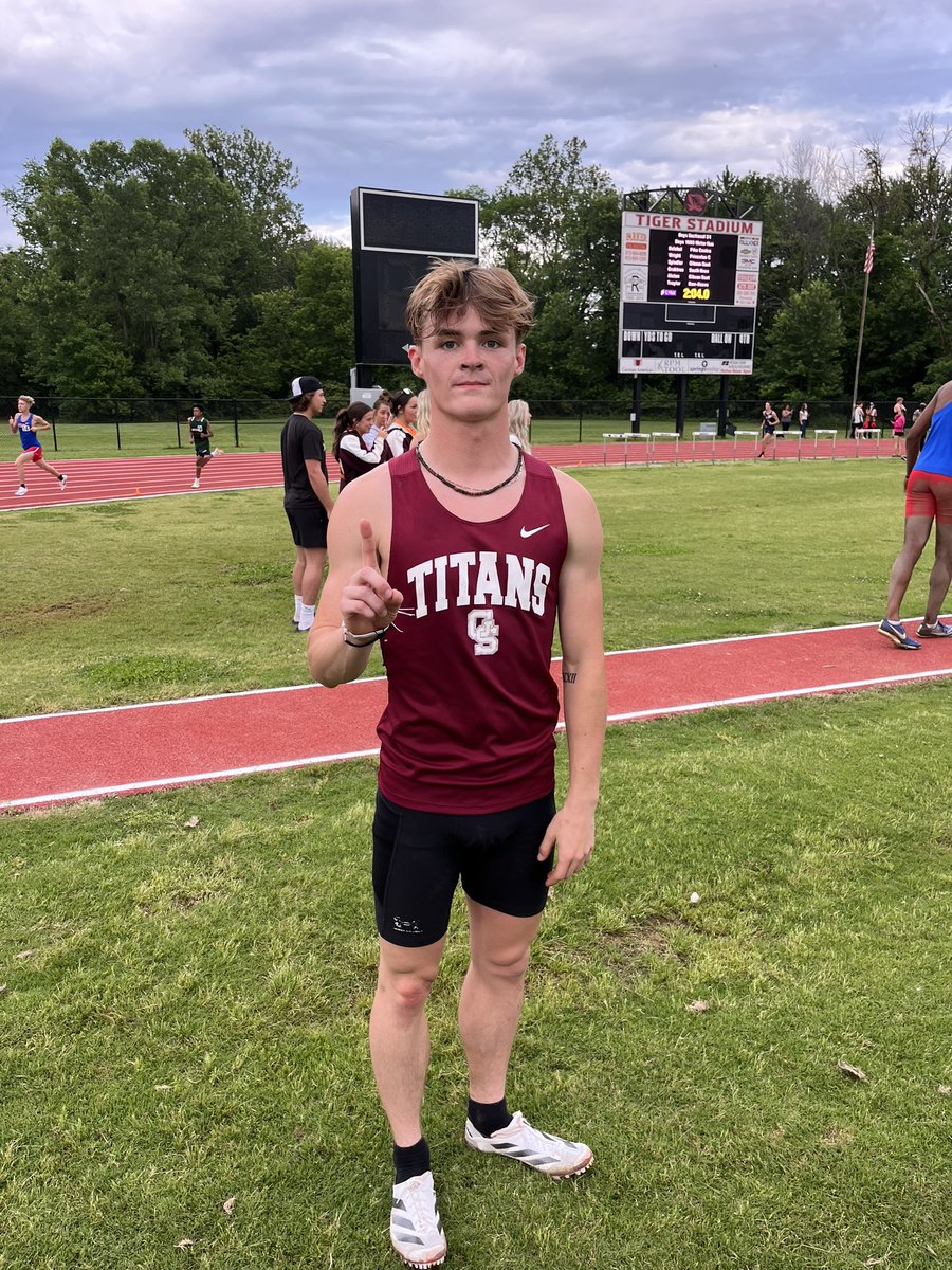 🏆Sectional Champ~100m Dash🏆

Congrats to Titan Michael Herren!! 
He is your Sectional Champ in the 100m Dash with a time of 11.06!!

Great job Michael!!

#titanpride