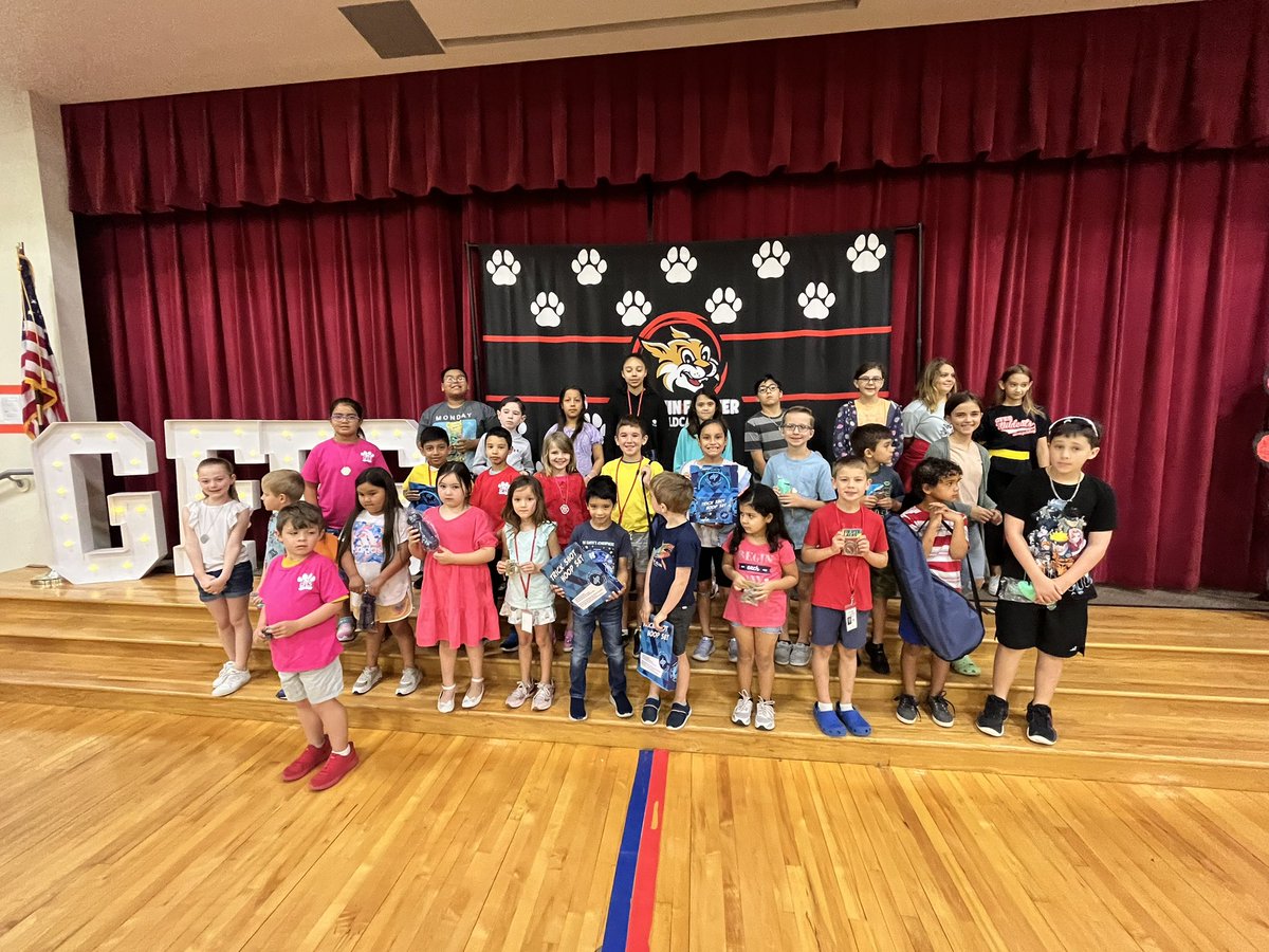 Today, our GFES news crew hosted our last Pep Rally of the year! We celebrated our new PRIDE leaders, I-ready and Imagine Math achievements, Row the Boat, perfect attendance, and more!
🐾 #TogetherWeThrive #GrowingGreatness