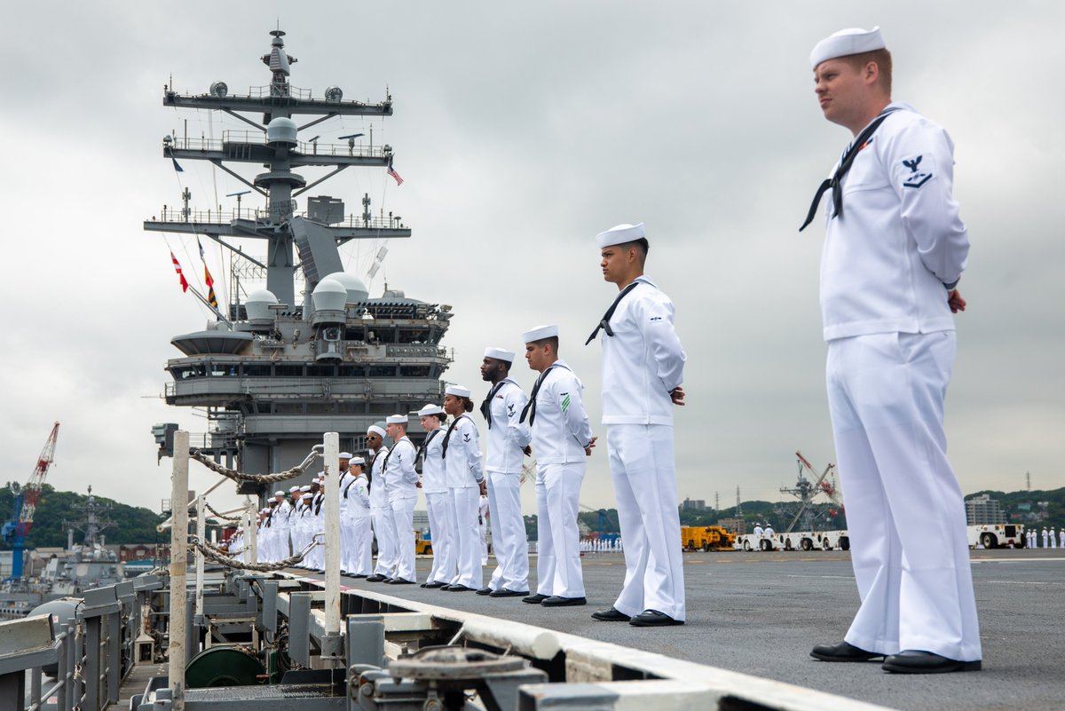 Sailors man the rails on the flight deck as USS Ronald Reagan (CVN 76) departs Fleet Activities Yokosuka for the last time as the U.S. Navy’s only forward-deployed aircraft carrier, May 16. #FreeAndOpenIndoPacific