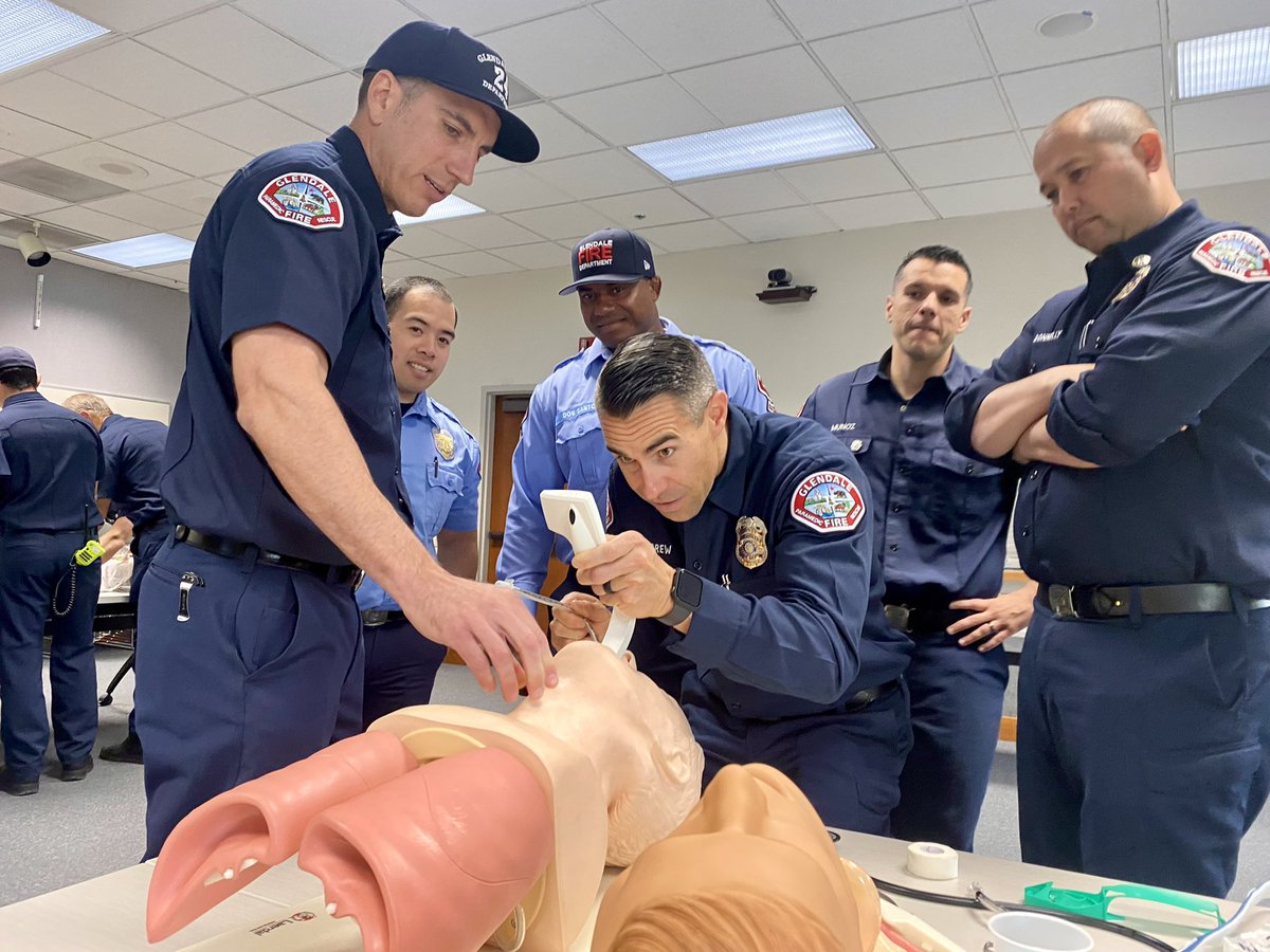 GlendaleFireCA's tweet image. Great day of training! The EMS staff, including our nurse educator &amp;amp; medical director, is conducting training all month long. Crews, including Ambulance Operators, will each get lessons on medication administration and airway control. 
#constantlylearning #ems #mygfd #myglendale