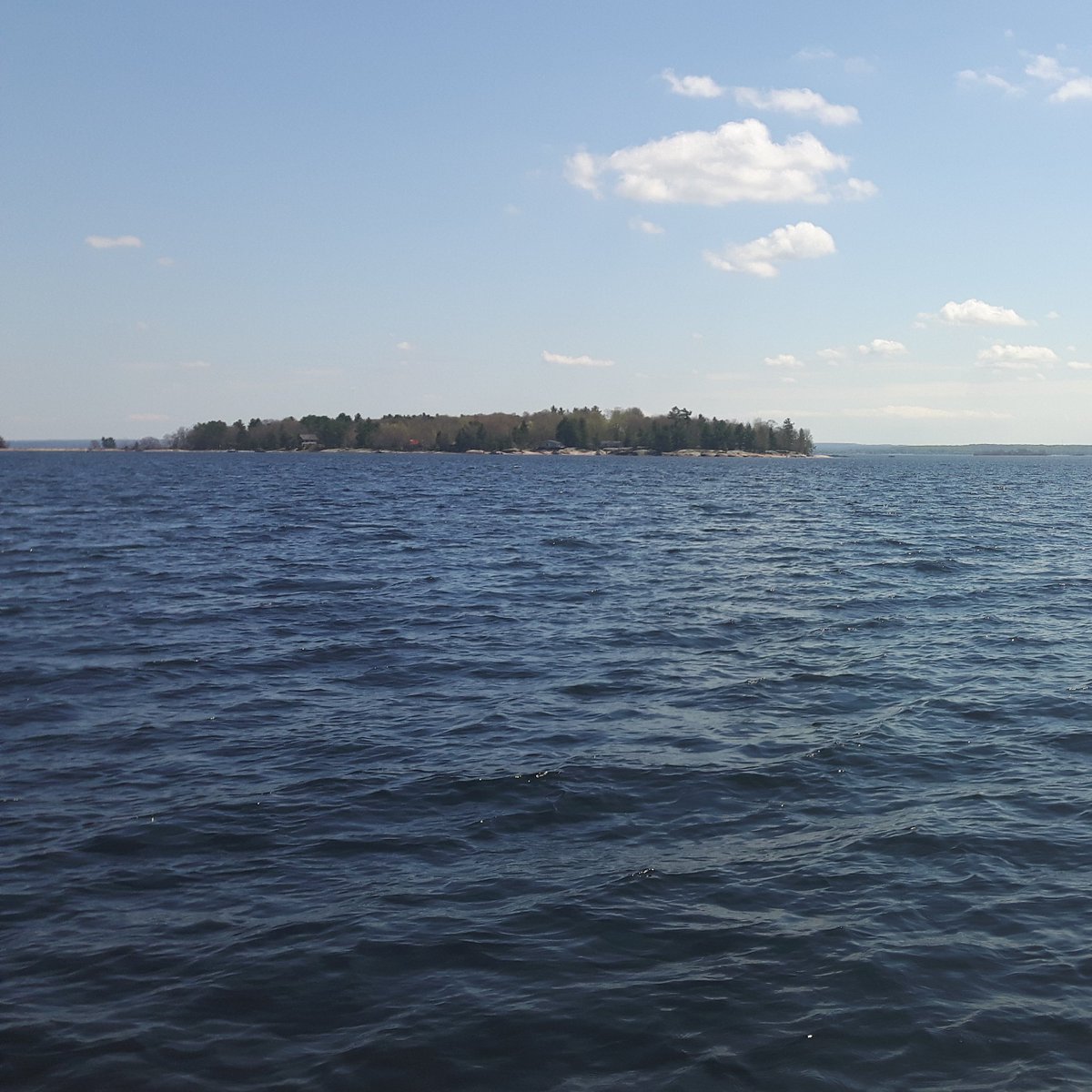 DocksideExcurs's tweet photo. Can you name this island?  There is a 1 in 30,000 chance you will be right 🙂🙂
#GeorgianBay #boat https://t.co/EwN7tmjbtw