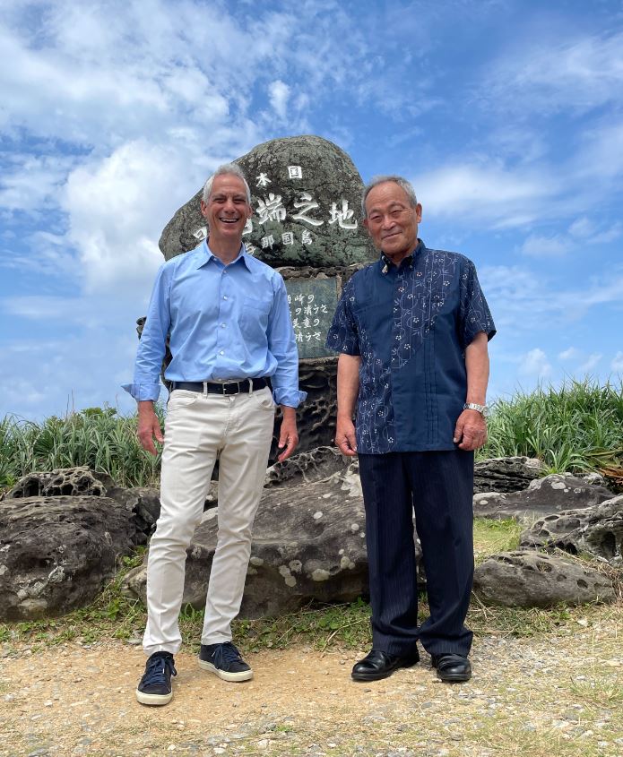 I might be the first U.S. ambassador to visit Yonaguni, but I predict I won’t be the last. Discussed economic opportunities linked with security for Japan’s westernmost island with Mayor Itokazu. #yaeyama #okinawa