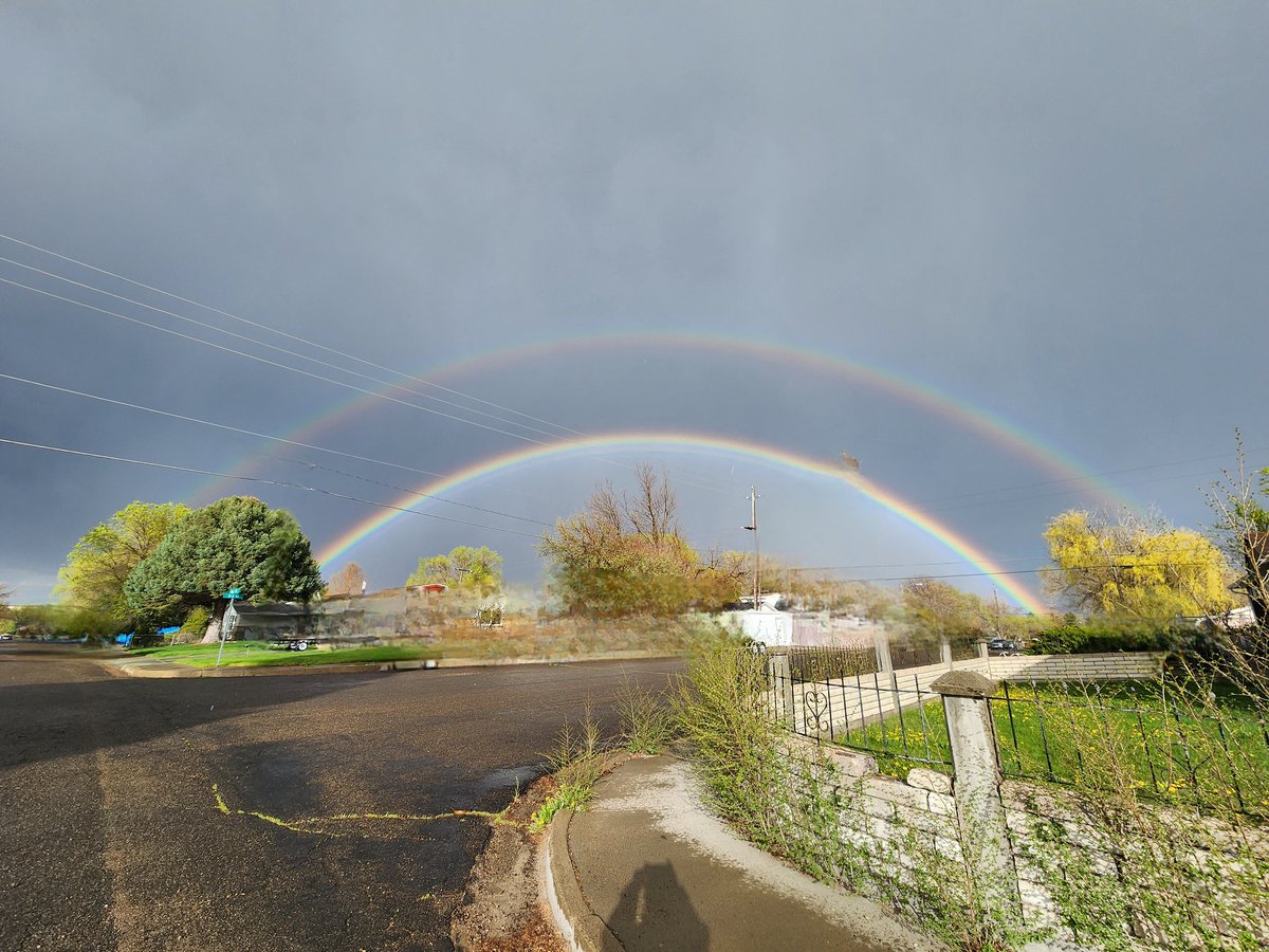 jamorris6988's tweet photo. Double rainbow 🌈 https://t.co/rVnxxOMa68