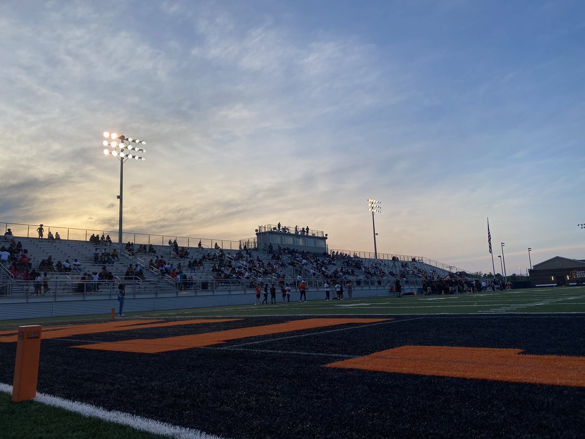 📍@AustinFootball_ SPRING BALL IS BACK 🔥🔥🔥