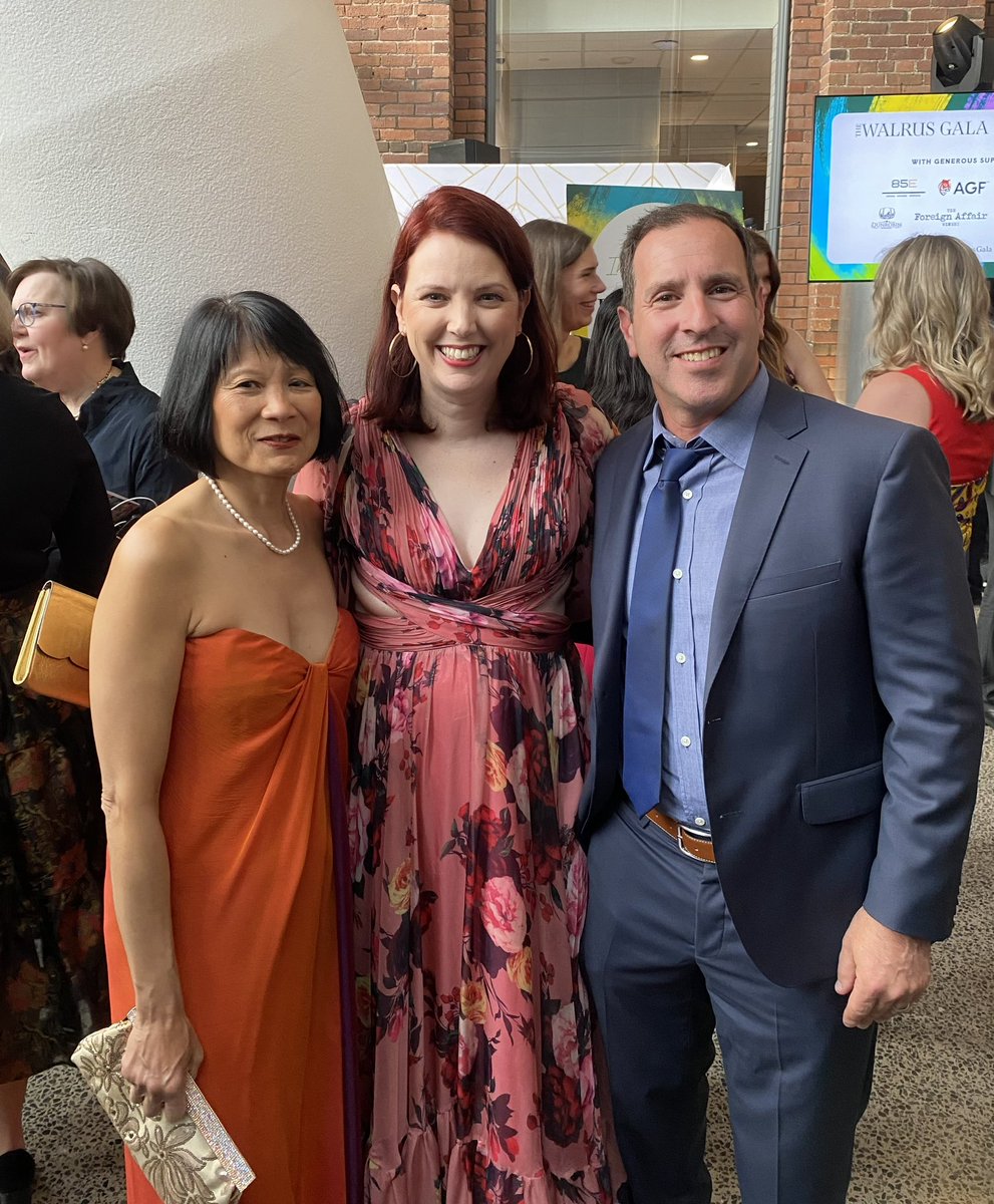 Last night’s @thewalrus Gala was amazing! I got dressed up to support a magazine that educates, provokes, engages and represents the best of Canadian independent journalism. I also had fun spending time with my friends Jenn & Olivia. We’ll be kayaking Lake Ontario together soon!