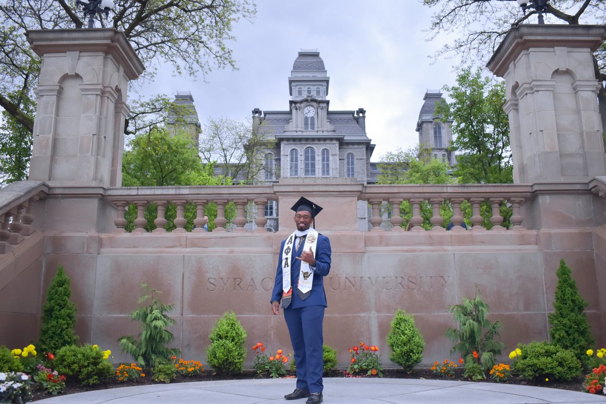 Mastered it last weekend 🎓😮‍💨

Syracuse University Alumnus 🍊

Master of Arts in International Relations 
Certificate of Advanced Study in Conflict &amp; Collaboration 🌍

#freepalestine 🇵🇸
