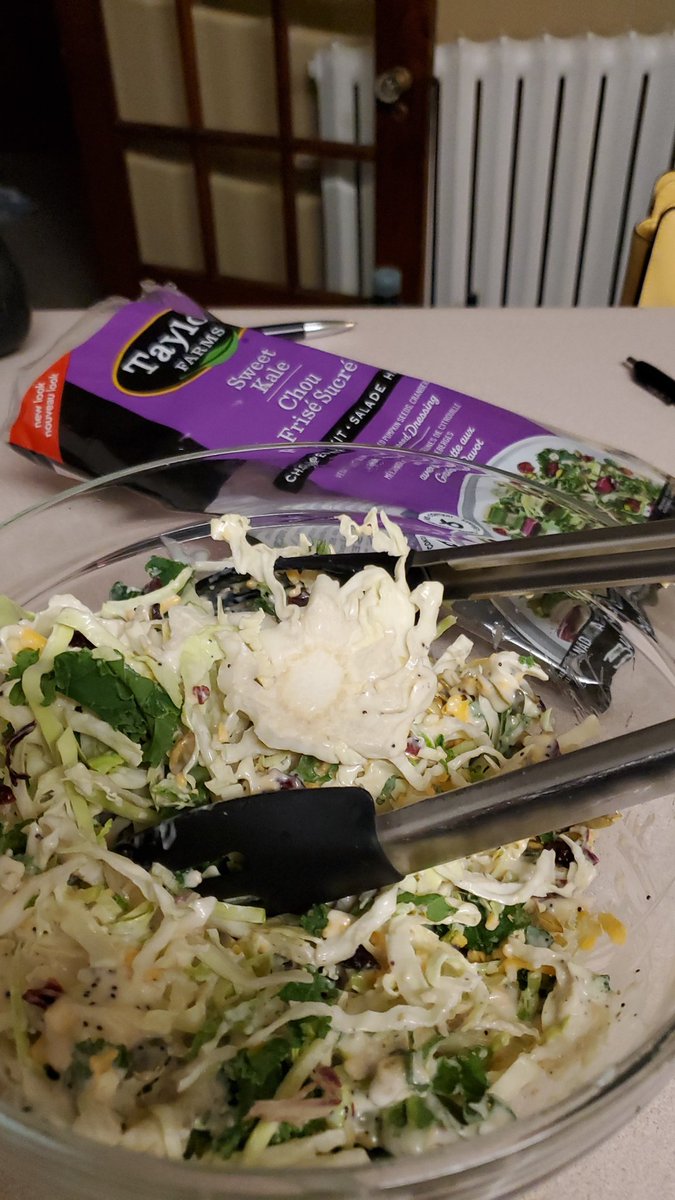 Lindsay Blasdell tweet media