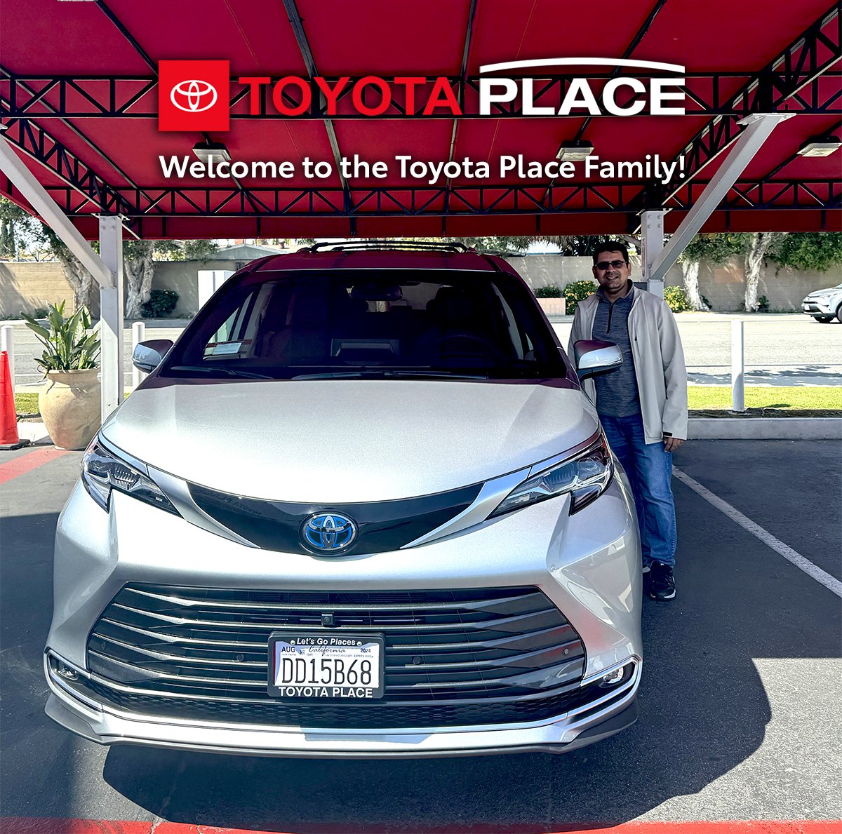🙌🏻Hooray...❤️Gorgeous new Toyota 😍Sienna ⚡Hybrid minivan. 🎉 Congratulations 👏🏻 and 🤗thank you for choosing 😊Toyota Place in 🌴Orange County. We wish you many wonderful ✨memories going places in your new #Sienna minivan. #toyotaplace #ToyotaSienna