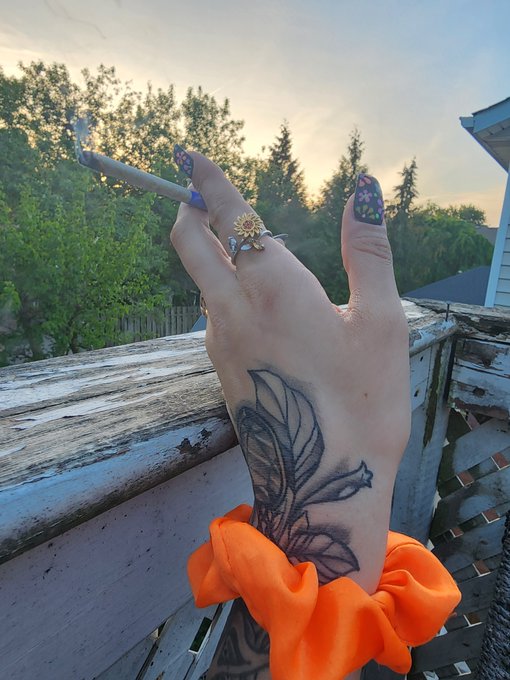 Bliss. https://t.co/sphly5TseW<a href="/tag/renfaire"class="tags"><span>#renfaire</span></a><a href="/tag/renfest"class="tags"><span>#renfest</span></a><a href="/tag/oxfordrenfaire"class="tags"><span>#oxfordrenfaire</span></a>