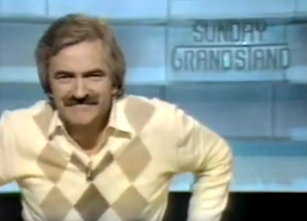 #OnThisDay 1981 : BBC2 broadcast their first edition of Sunday Grandstand. The first one was hosted by Des Lynam and featured Golf, Cricket and the Belgian Grand Prix. #80s (Picture from @KillianM2 and is not from first edition of programme)