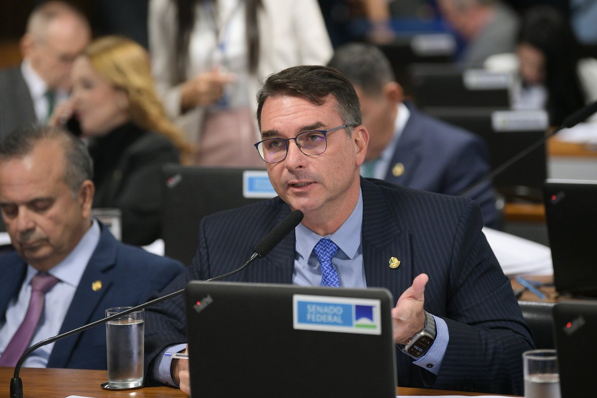 pesquisas_elige's tweet image. 🚨URGENTE: Mesmo em meio a uma catástrofe climática no Rio Grande do Sul, TODOS os Senadores de extrema-direita votaram CONTRA o Projeto de Lei da Adaptação Climática. A medida, que graças à Deus e aos aliados de @LulaOficial foi aprovada, serviria para destinar verbas federais…