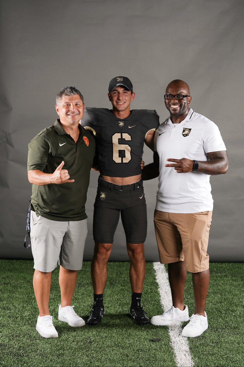 2 months out from my new home, where I will find friendships that last a lifetime and be a part of something special… #BEATnavy #brotherhood <a href="/CoachJuice17/">Coach Juice</a> <a href="/CoachSaturnio/">Sean Saturnio</a> <a href="/CoachJeffMonken/">Jeff Monken</a> <a href="/jmarzka64/">CoachJohnMarzka</a> <a href="/ArmyWP_Football/">Army Football</a> #stp <a href="/PaulScardina/">Paul Scardina</a>