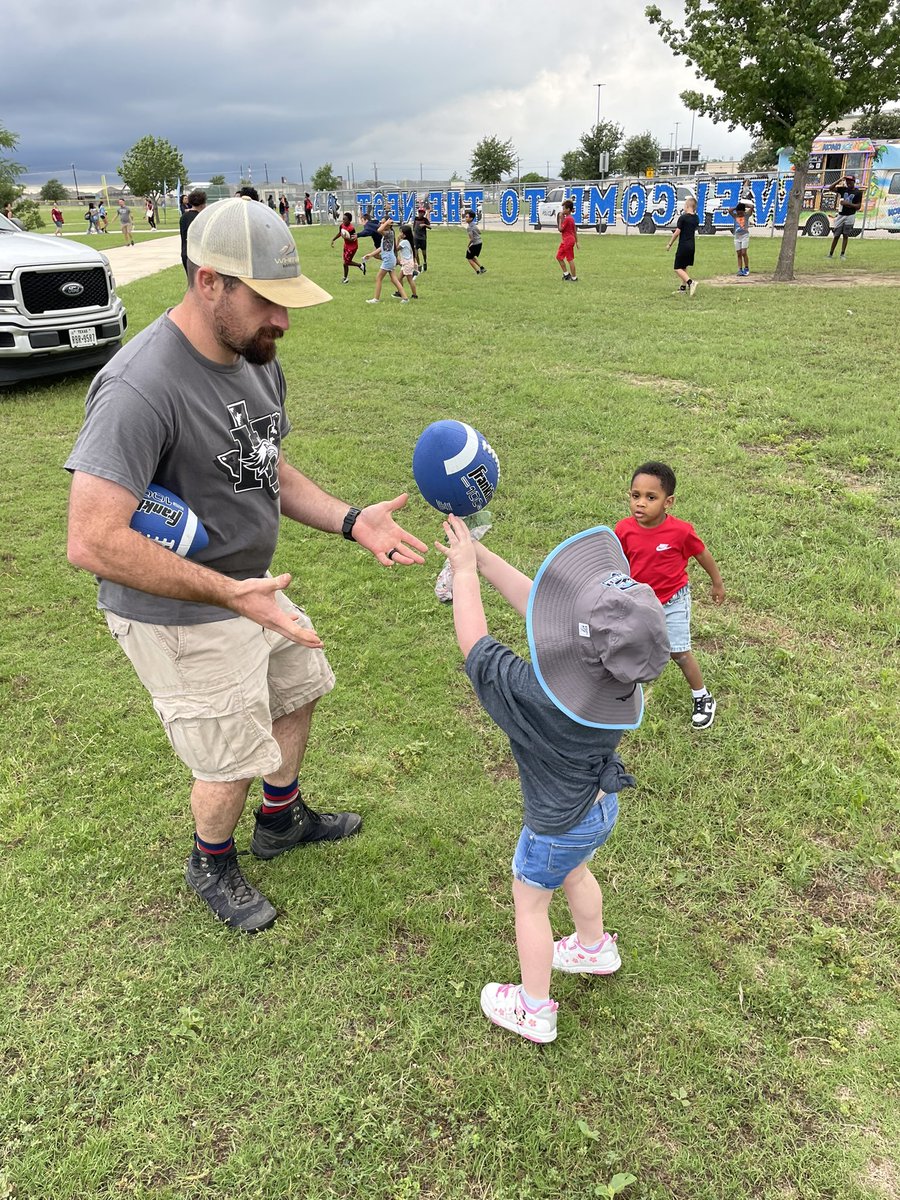 Had a great time at Nest Fest with our Harlan family! It’s always a great day to be a HAWK! 🩵

#HawkYeah