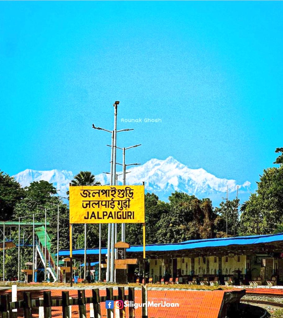 The beautiful view of the Kanchenjunga peak from Jalpaiguri station on a clear day! ❤️ #IndianRailways #mountains