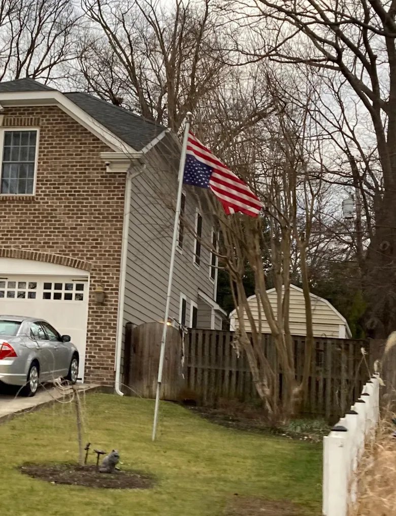 HAPPENING NOW: Justice Samuel Alito, a proud conservative, flew an upside down flag at his home after the 2020 election to protest for “stop the steal.” Alito has fought for conservatives and even Trump. In 2020 he ordered PA to separate all ballots that arrived after