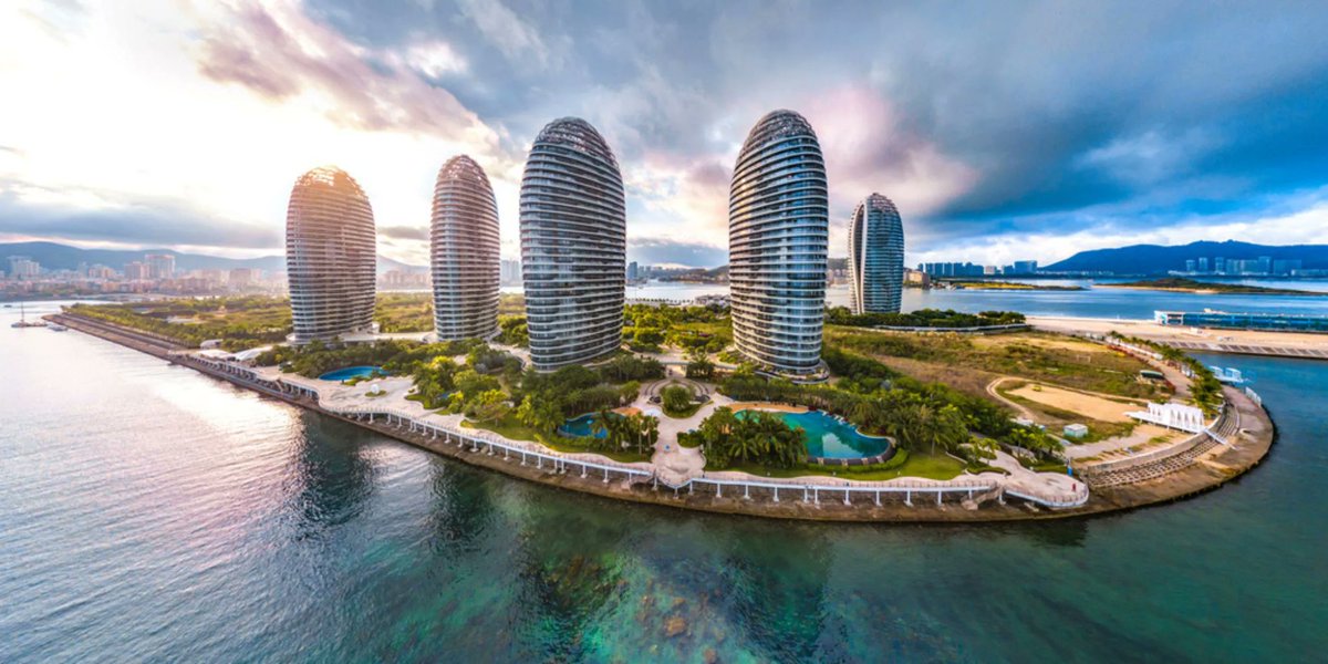 Can “China’s Hawaii” become the next big wealth hub? bit.ly/4arNErw