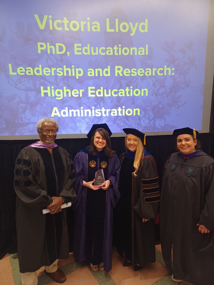 Victoria C. Lloyd, PhD tweet media