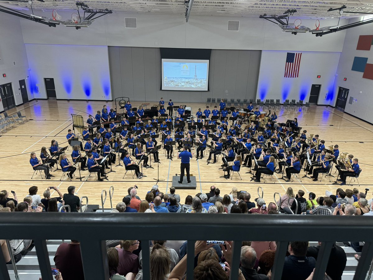 AMAZING BSMS Art Showcase followed by combined BMS and BSMS band concerts featuring the BSMS Marimba Ensemble!
#WeAreBPS