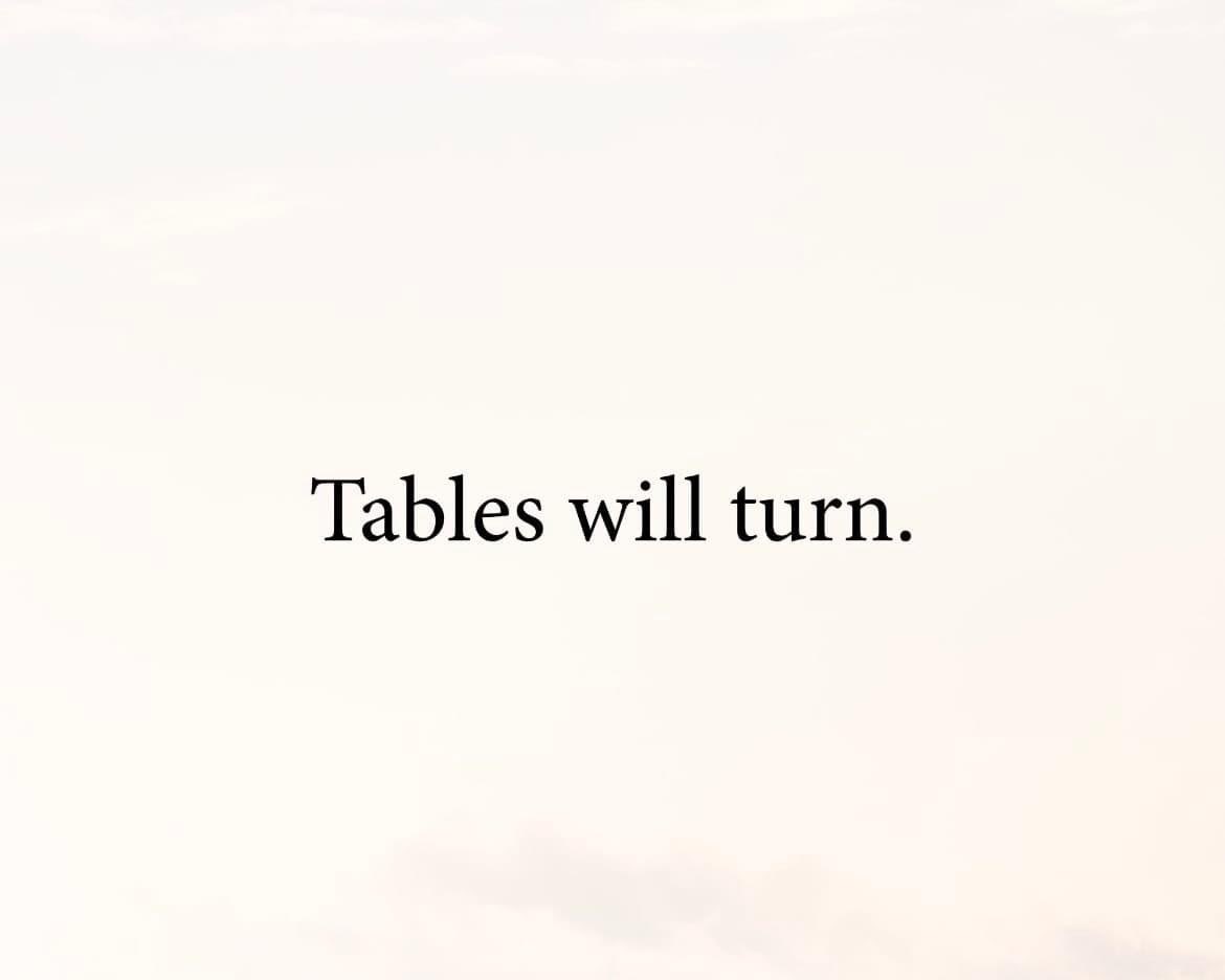 They always DO.. have a 🪑.
#tablesetting