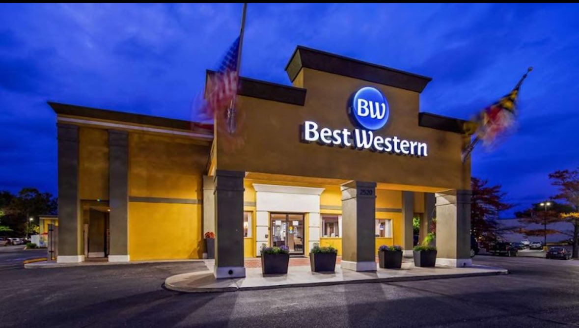 After last nights Community Shield, your Annapolis Blues were on the Training Ground at 7am. Thanks Best Western Annapolis for providing rooms and comfortable beds for the players & coaches! So we were well rested for today’s morning training as we prepare for busy weekend.💙🎯⚽️