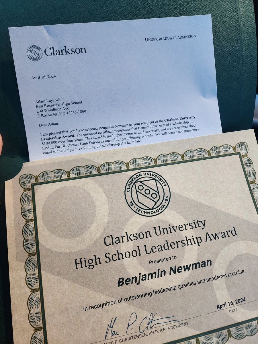 Celebrating my oldest student athlete @BenQb10! Received the @ERGFootball Gene Bouchard Award for outstanding football achievement.

And recognized with the High School Leadership Award, worth $100,000, if he decides to attend @ClarksonUniv 💚💛