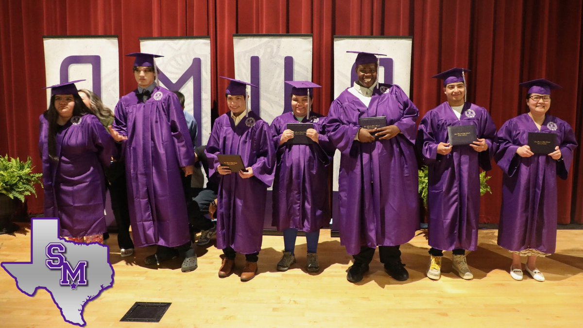 Congratulations to our San Marcos High School ACL seniors! Our Rattlers walked across the stage and moved their tassels during an ACL graduation ceremony on Thursday, May 16. #DontDoubtUs
