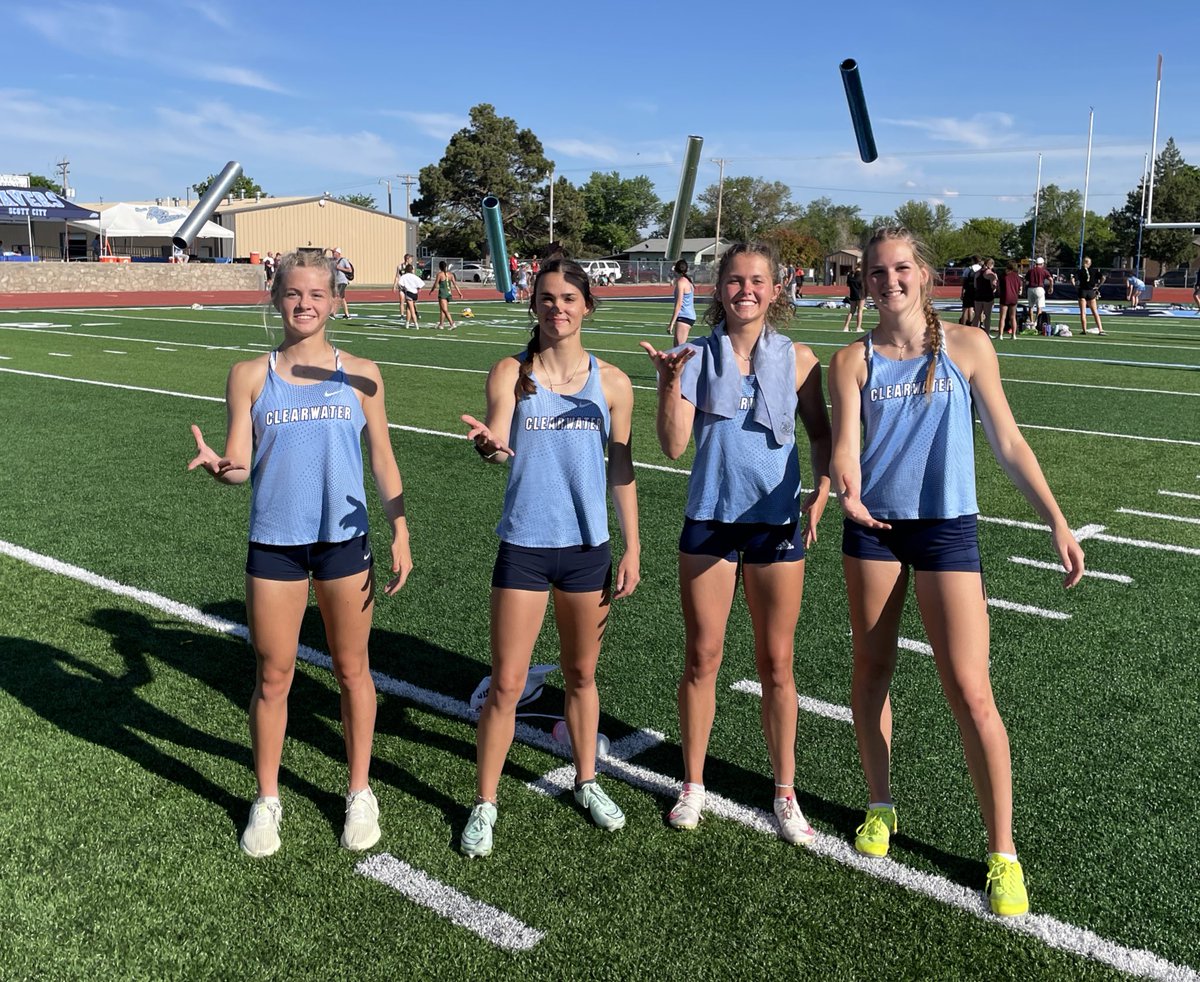 chsindiantrack's tweet image. State qualifiers! 4x100 qualifies and sets the school record going 49.43!