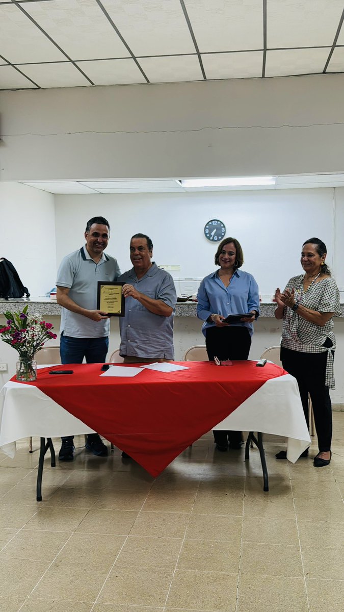 Ricky Domínguez tweet media